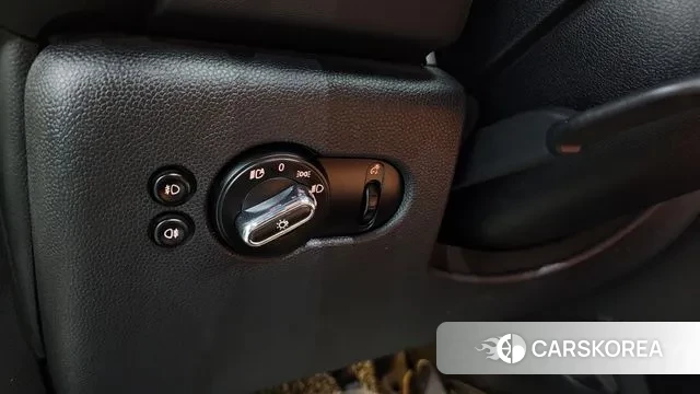 Mini Cooper Convertible 2019 Белый из Кореи, фото 5