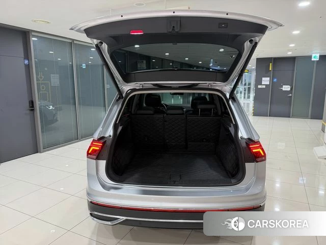 Volkswagen Tiguan second Generation 2022 Серебряный из Кореи, фото 5