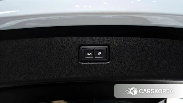 Audi Q5 (FY) 2023 Белый из Кореи, фото 5