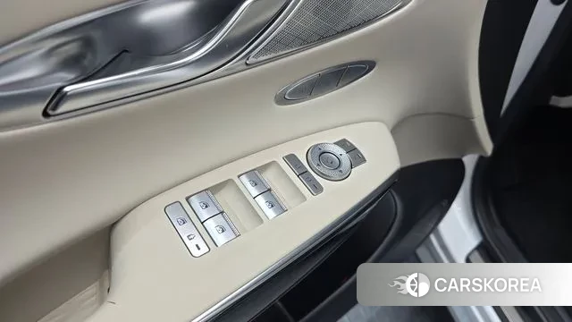 Genesis GV70 2021 Белый из Кореи, фото 5