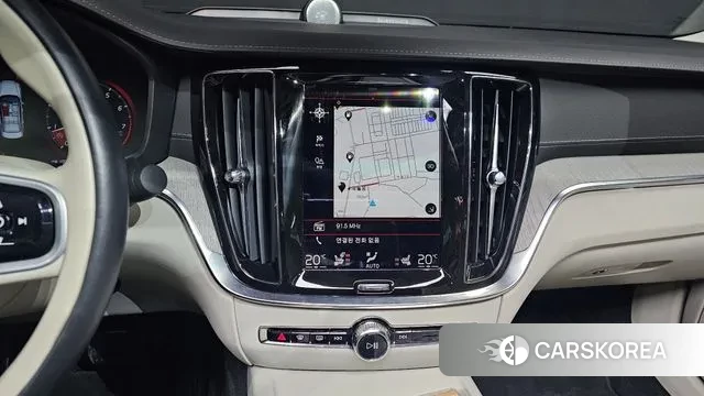 Volvo S60 3rd generation 2020 Красный из Кореи, фото 5