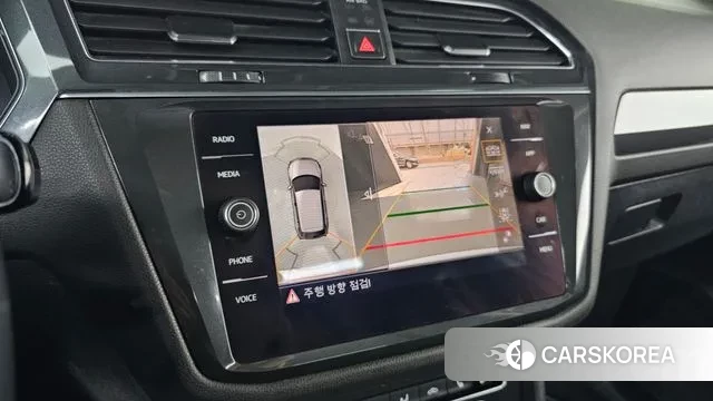 Volkswagen Tiguan Allspace 2018 Белый из Кореи, фото 5