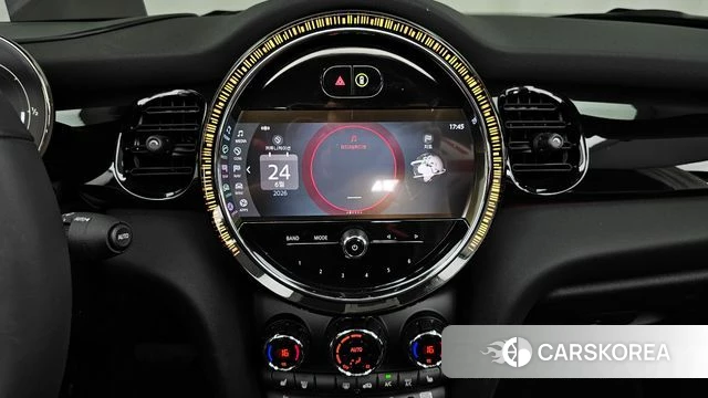 Mini Cooper Convertible 2024 Красный из Кореи, фото 5