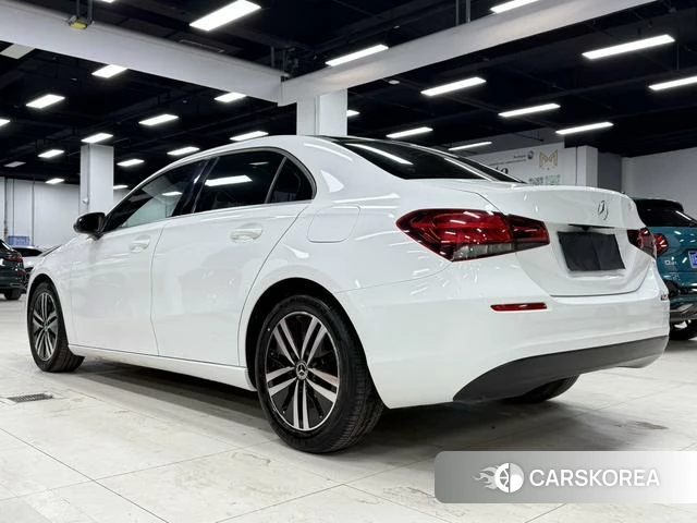 Mercedes-Benz Class A 2022 Белый из Китая, фото 5