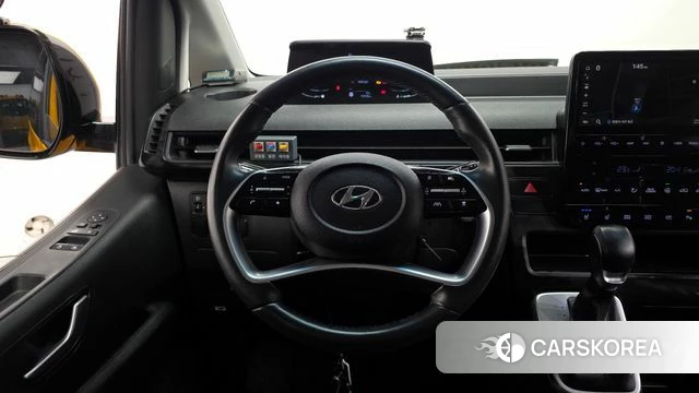 Hyundai Staria 2022 Желтый из Кореи, фото 5