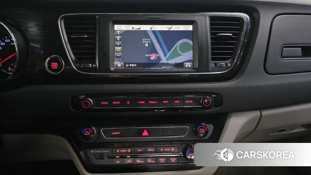 Kia The New Carnival 2019 Белый из Кореи, фото 5