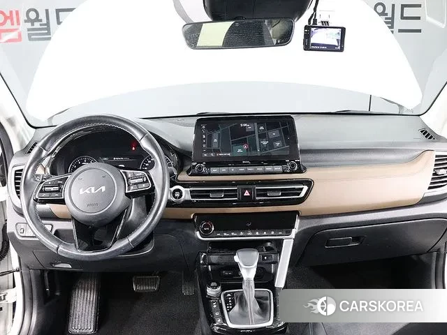 Kia Seltos 2022 Белый из Кореи, фото 5