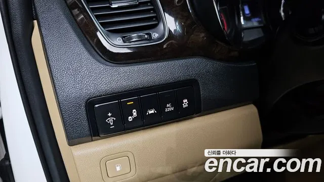 Kia The New Carnival 2019 Белый из Кореи, фото 5