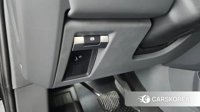 Land Rover Defender (L663) 2024 Песочный из Кореи, фото 5