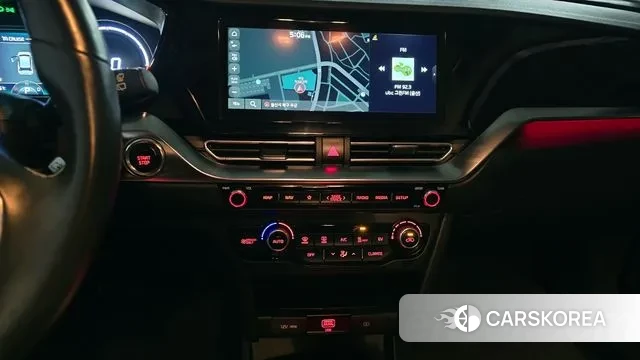 Kia Niro Plus 2022 Белый из Кореи, фото 5