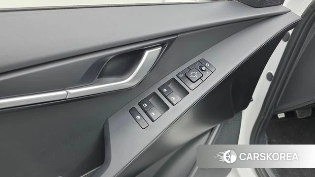 Kia Di Ol Nu Niro 2023 Белый из Кореи, фото 5