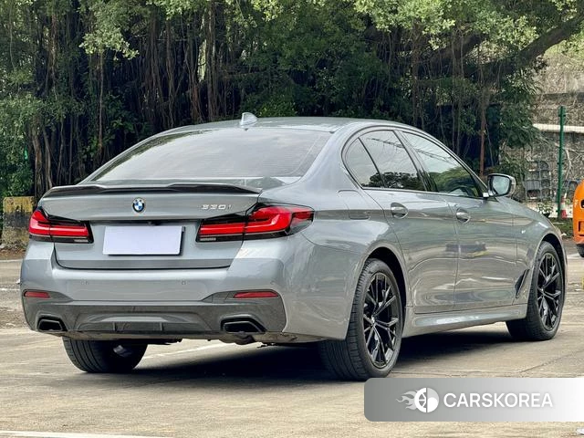 BMW 5 series (imported) 2022 Темно-серый из Китая, фото 5