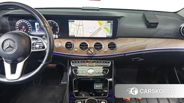 Mercedes-Benz E-Class W213 2018 Белый из Кореи, фото 5