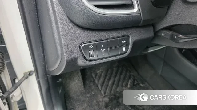 Kia Seltos 2022 Белый из Кореи, фото 5