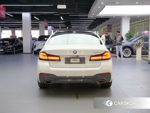 BMW 5 series (imported) 2021 Белый из Китая, фото 5