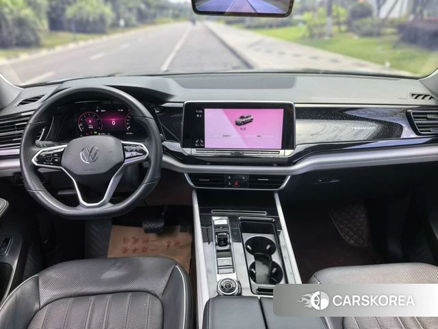 Volkswagen Tourang 2022 Черный из Китая, фото 5
