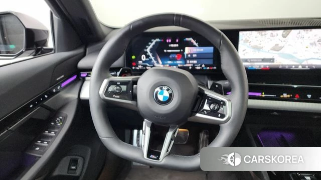 BMW 5 Series (G60) 2024 Черный из Кореи, фото 5