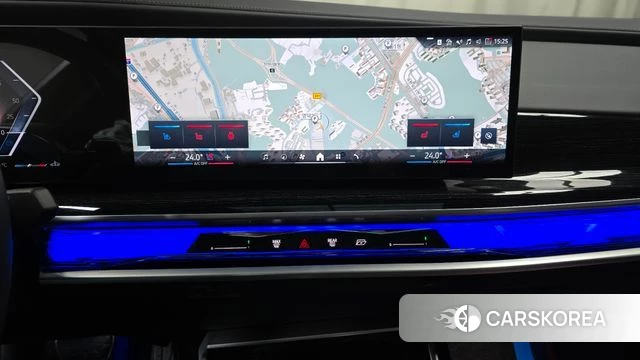 BMW 7 Series (G70) 2025 Черный из Кореи, фото 5
