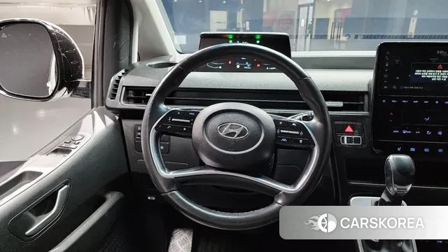 Hyundai Staria 2022 Белый из Кореи, фото 5