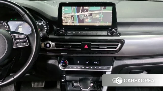 Kia Seltos 2022 Белый из Кореи, фото 5