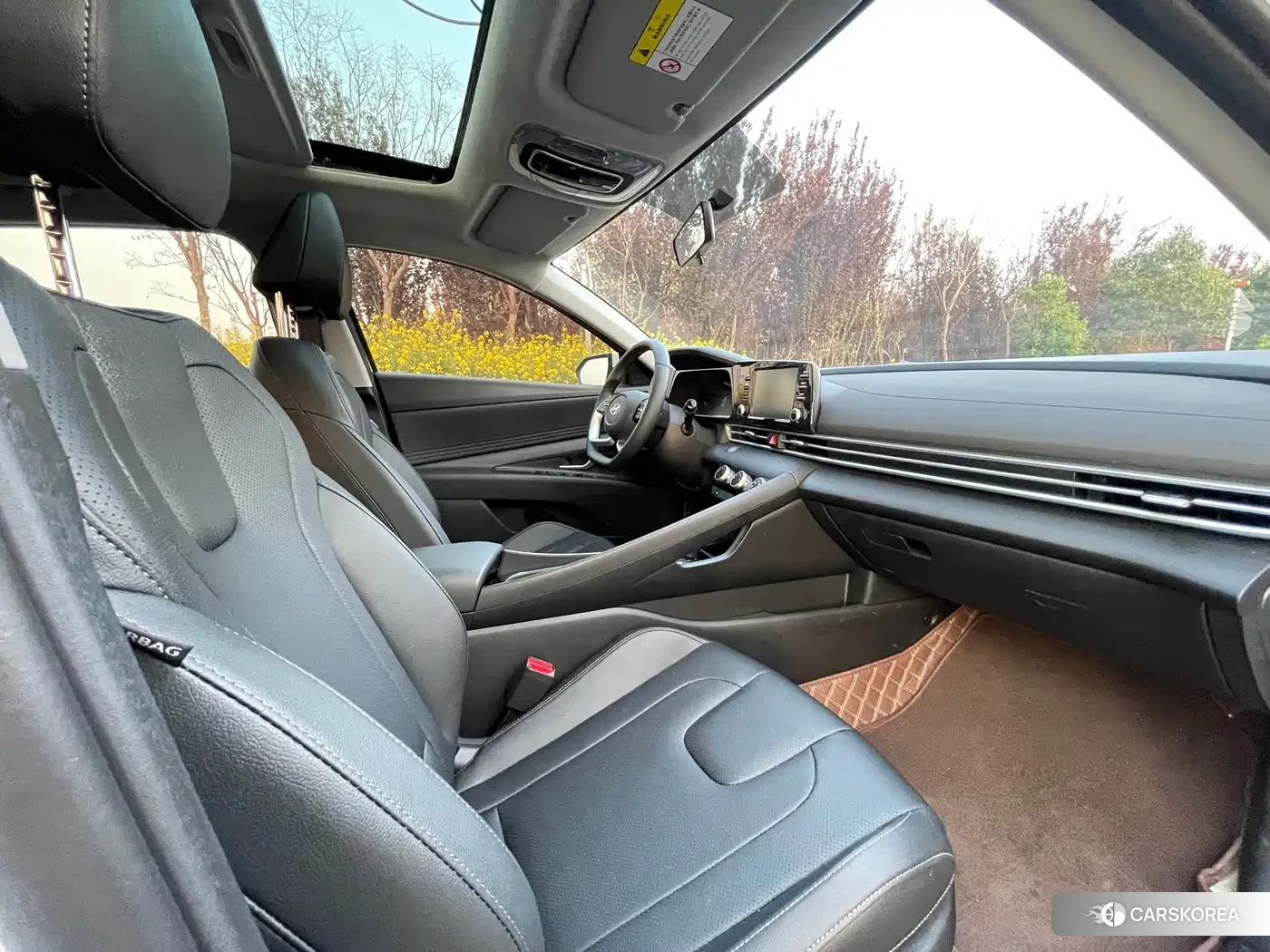 Hyundai Elantra 2026 Белый из Китая, фото 5