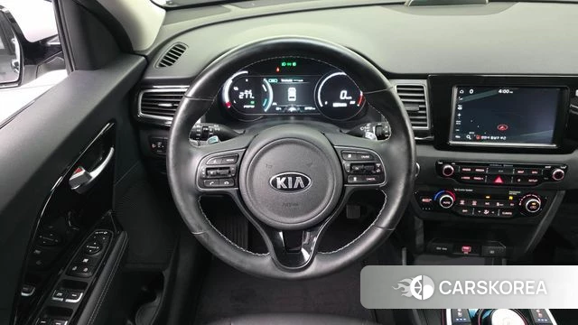 Kia Niro EV 2021 Серебряный из Кореи, фото 5