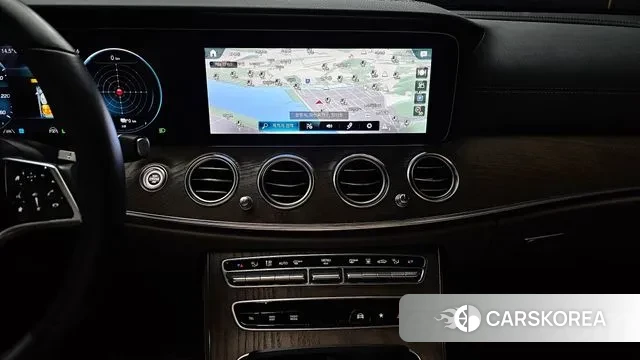 Mercedes-Benz E-Class W213 2020 Белый из Кореи, фото 5