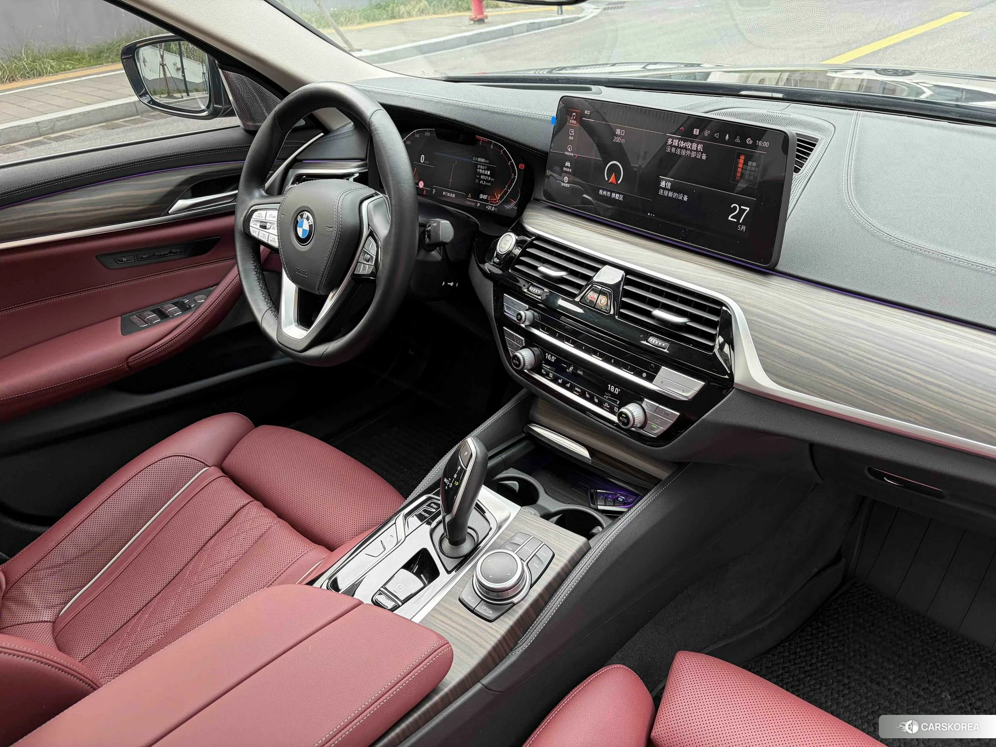 BMW 5 series 2021 Черный из Китая, фото 5