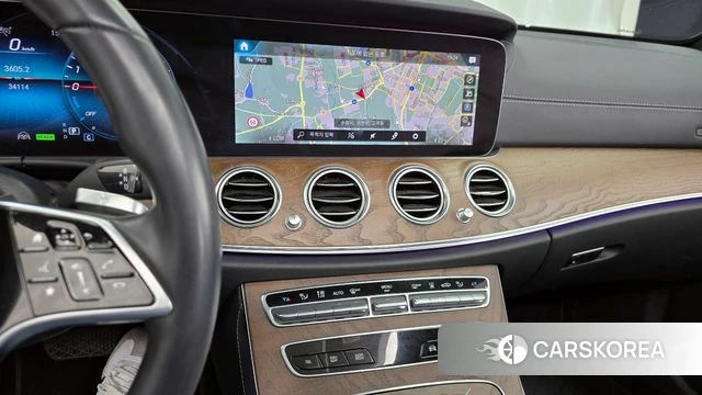 Mercedes-Benz E-Class W213 2021 Серый из Кореи, фото 5