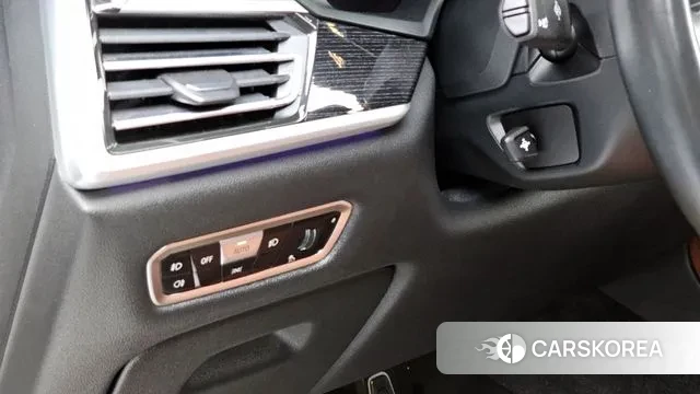 BMW X7 (G07) 2022 Белый из Кореи, фото 5