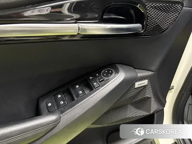 Kia Seltos 2020 Белый из Кореи, фото 5