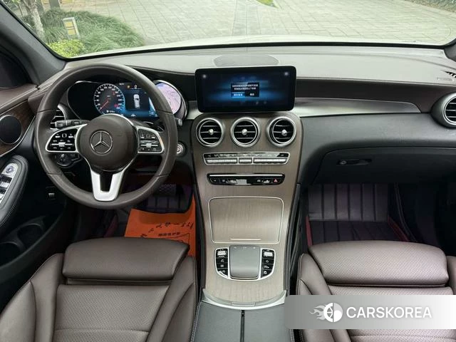 Mercedes-Benz GLC 2022 Белый из Китая, фото 5
