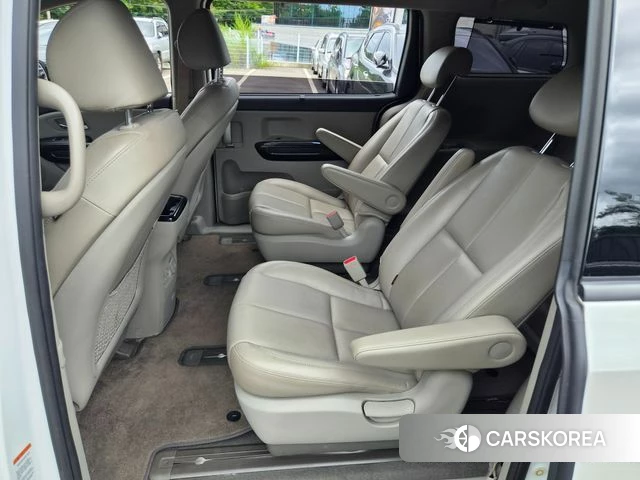 Kia The New Carnival 2018 Белый из Кореи, фото 5