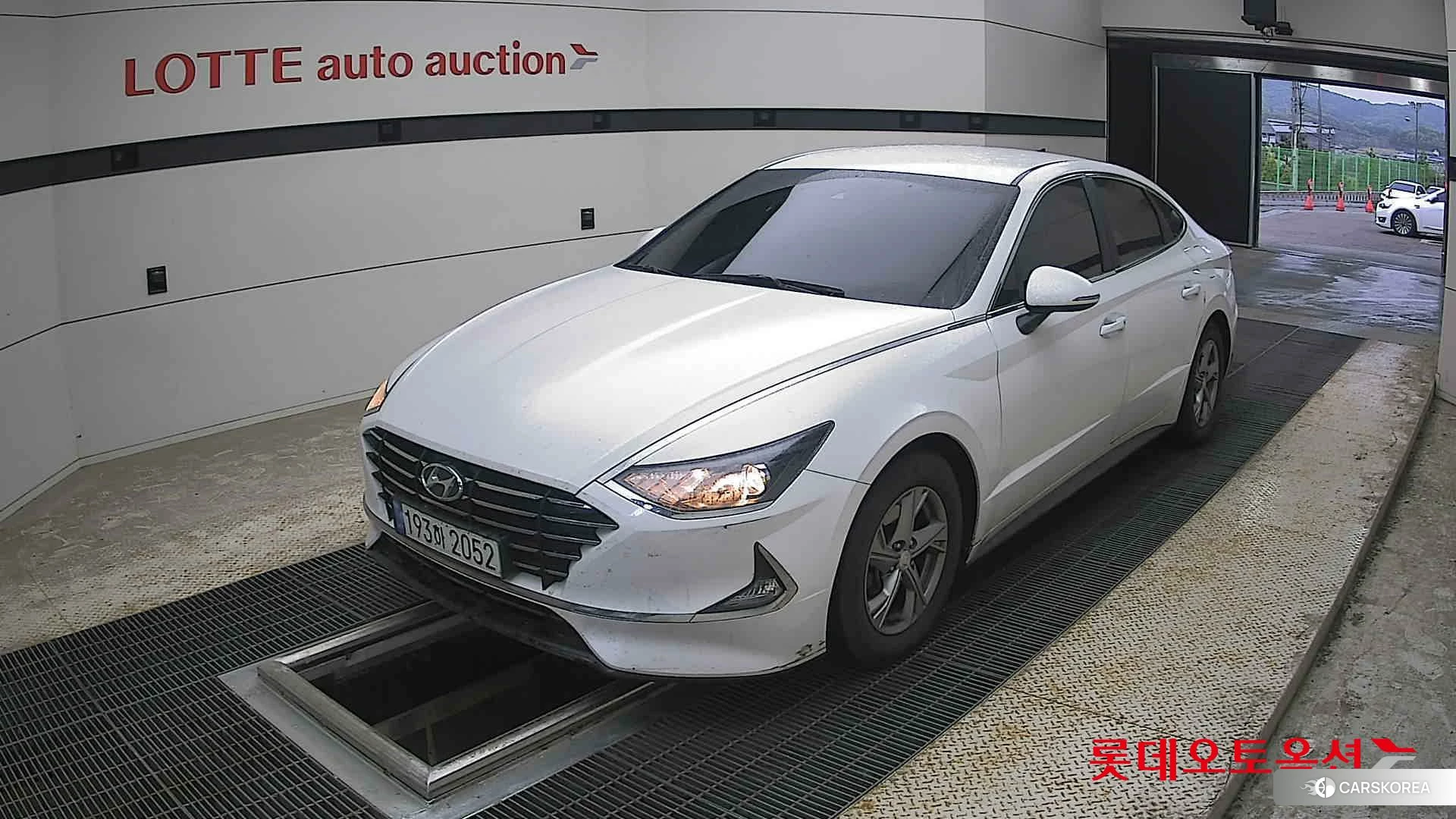 Hyundai Sonata 2022 Creamy White Pearl (optional) из Кореи, фото 5