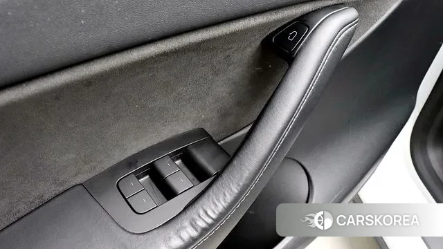 Tesla Model Y 2021 Белый из Кореи, фото 6