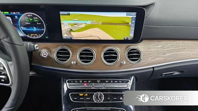 Mercedes-Benz E-Class W213 2020 Серебряный из Кореи, фото 6