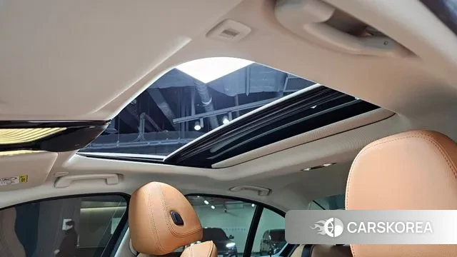 BMW 3 Series (G20) 2023 Белый из Кореи, фото 6