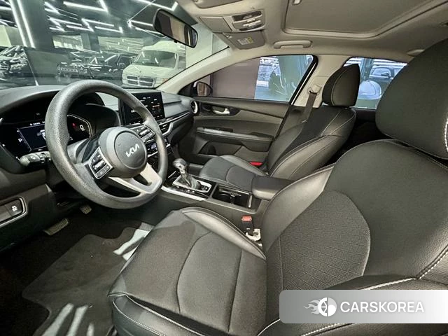 Kia K3 2022 Белый из Китая, фото 6