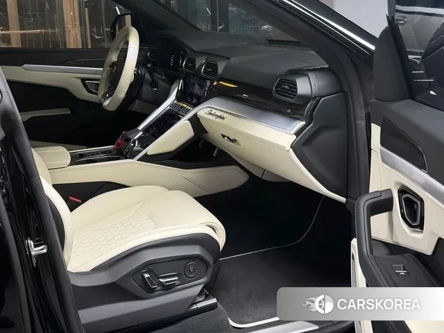 Lamborghini Urus id 3031369 из Кореи 6