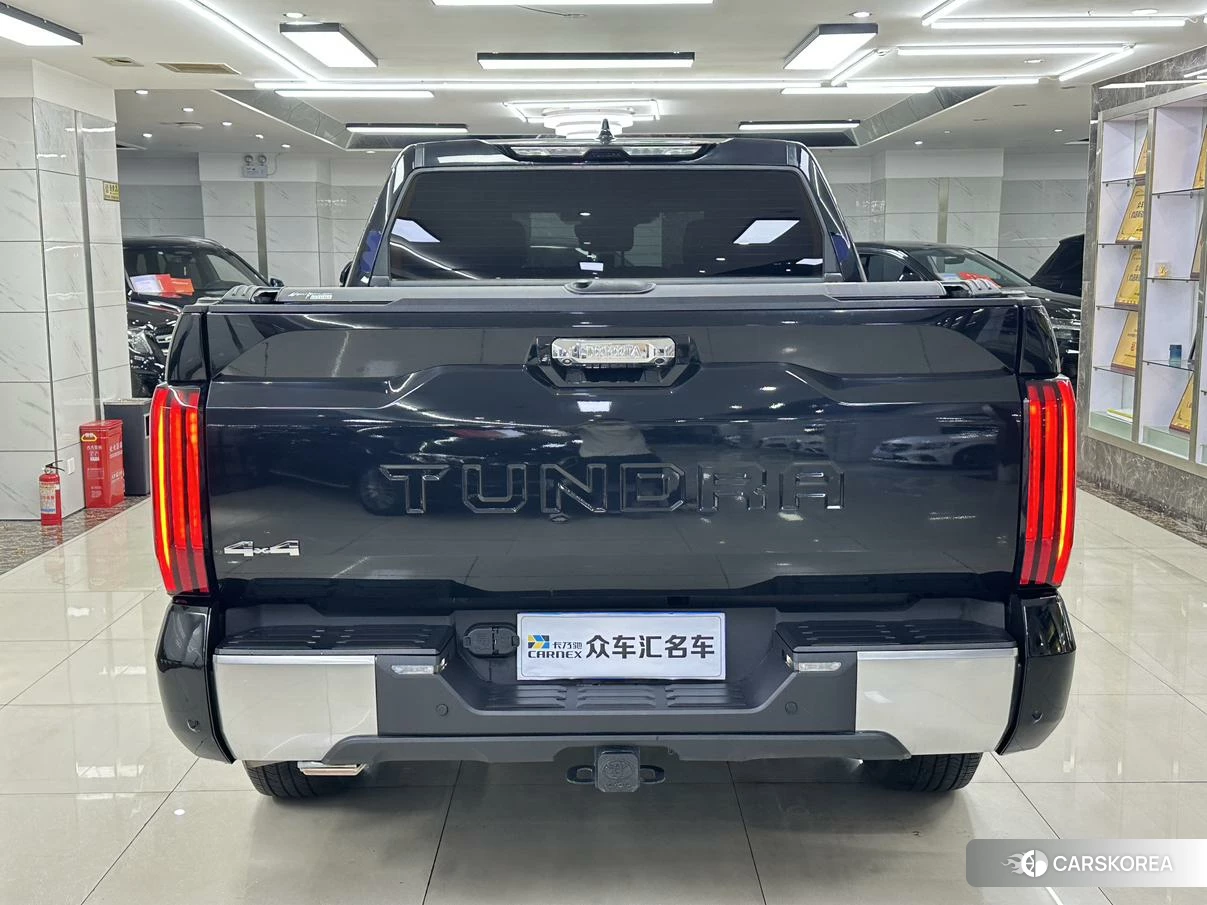 Toyota Tundra 2023 Синий из Китая, фото 6