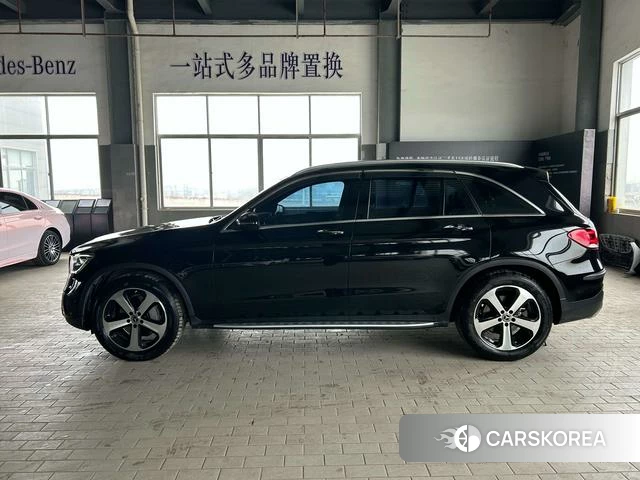 Mercedes-Benz GLC 2022 Черный из Китая, фото 6