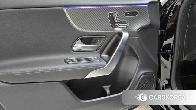 Mercedes-Benz A-Class W177 2024 Черный из Кореи, фото 6
