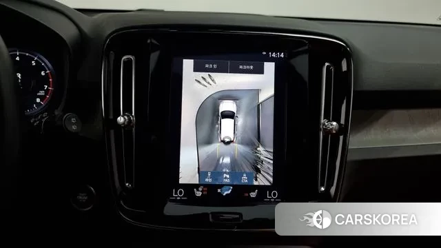 Volvo XC40 2021 Белый из Кореи, фото 6