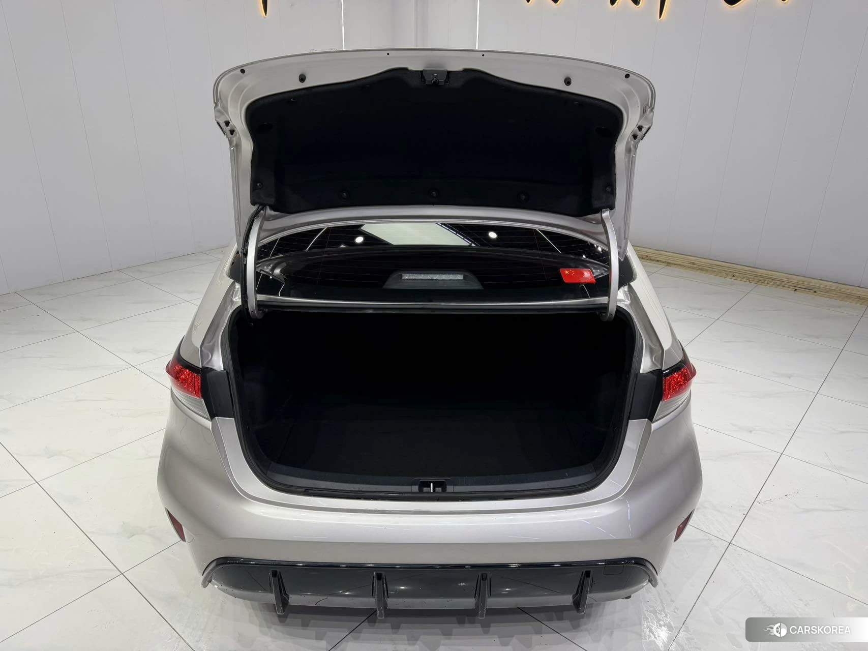 Toyota Lei Ling 2023 Серебристо-серый из Китая, фото 6