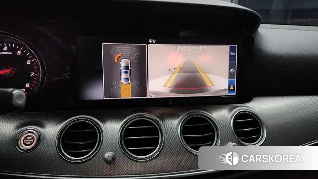 Mercedes-Benz E-Class W213 2018 Серебряный из Кореи, фото 6