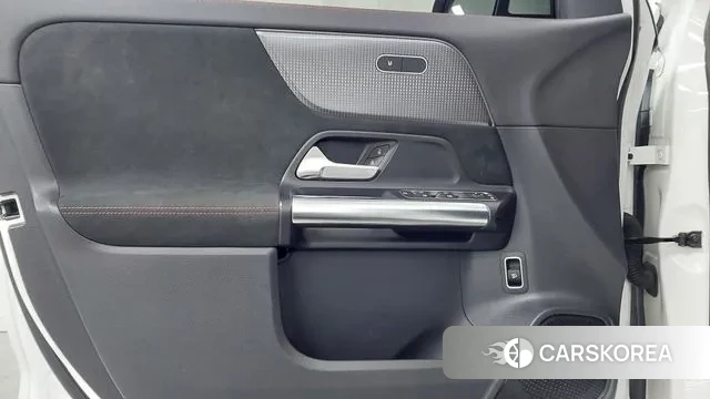 Mercedes-Benz EQA H243 2022 Белый из Кореи, фото 6