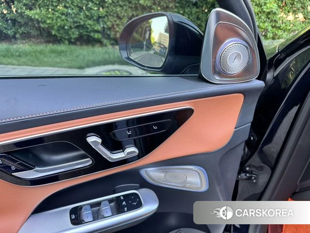 Mercedes-Benz GLC 2023 Черный из Китая, фото 6