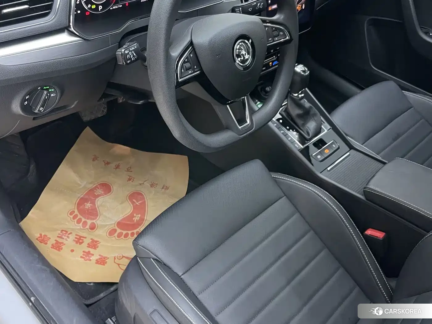 Skoda Superb 2023 Белый из Китая, фото 6