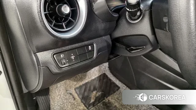 Kia The New K3 2nd generation 2023 Белый из Кореи, фото 6