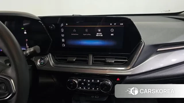 Chevrolet (GM Daewoo) Trax Crossover 2024 Белый из Кореи, фото 6